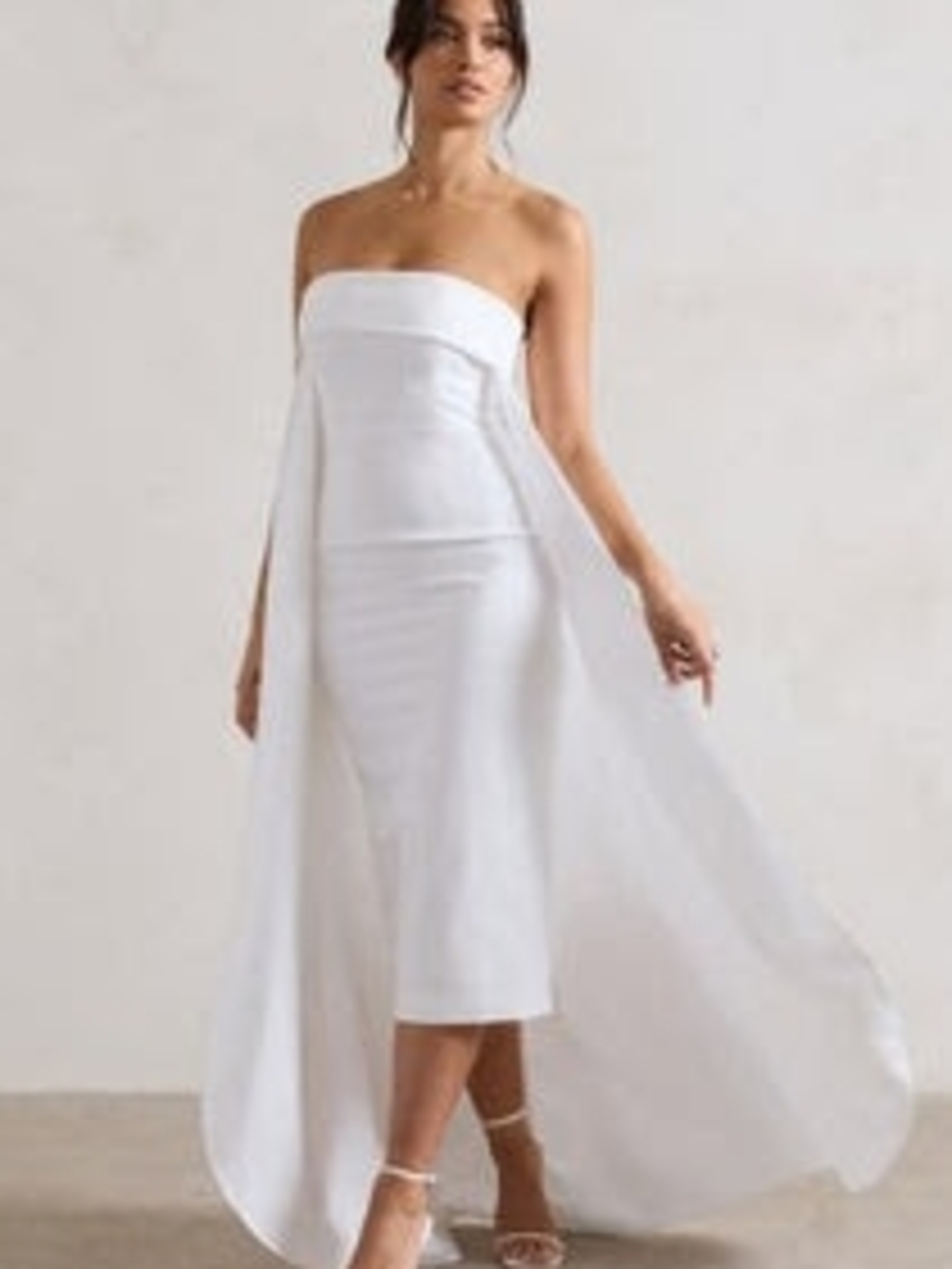 Save The Date | Cream Bandeau Midi Dress With Train
US 4 / CREAM